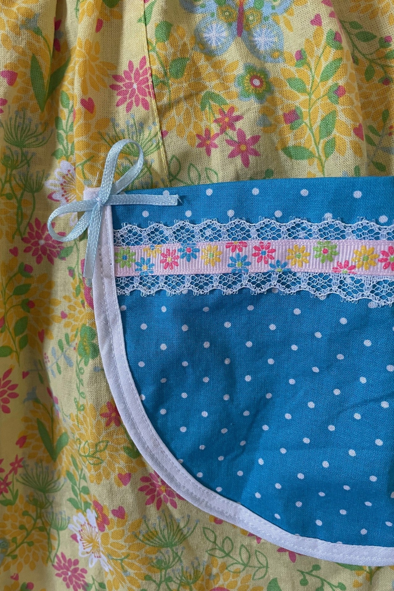 The Butterfly Bop half apron - size S-L