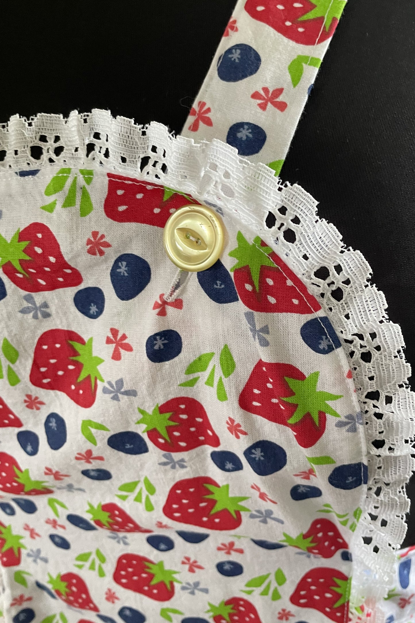 The Red, White and Blueberry Apron - size XS-S