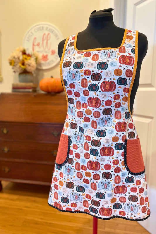 The Pumpkin Patch Parade full apron - size S