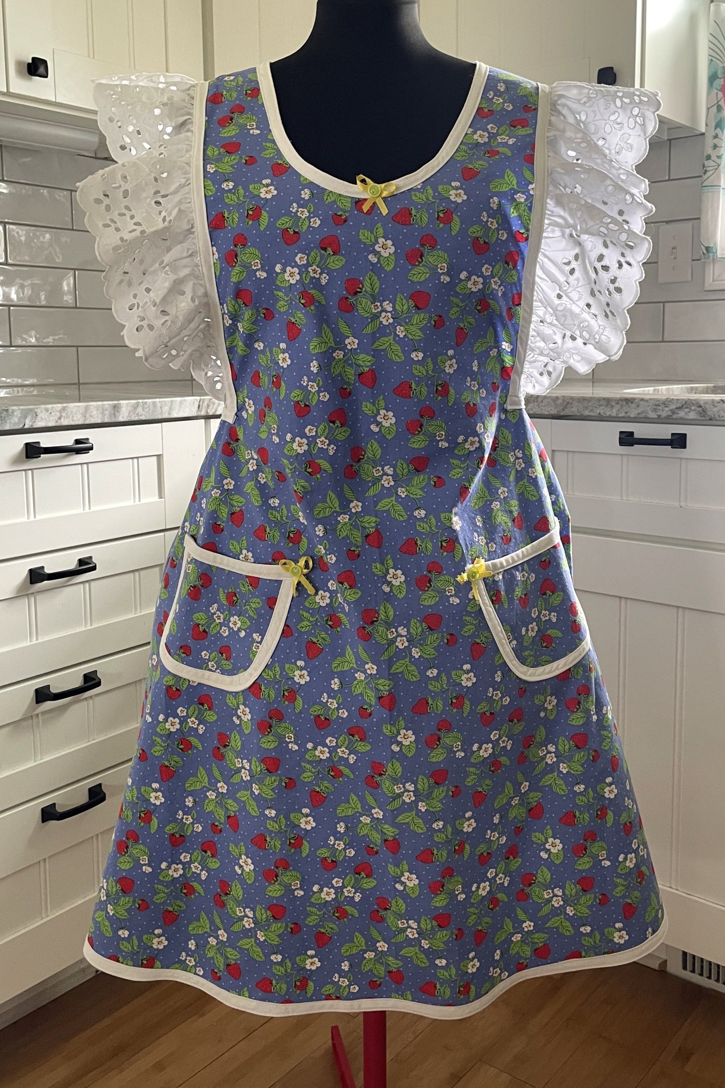 The Berry Patch Picnic Apron - size S-M