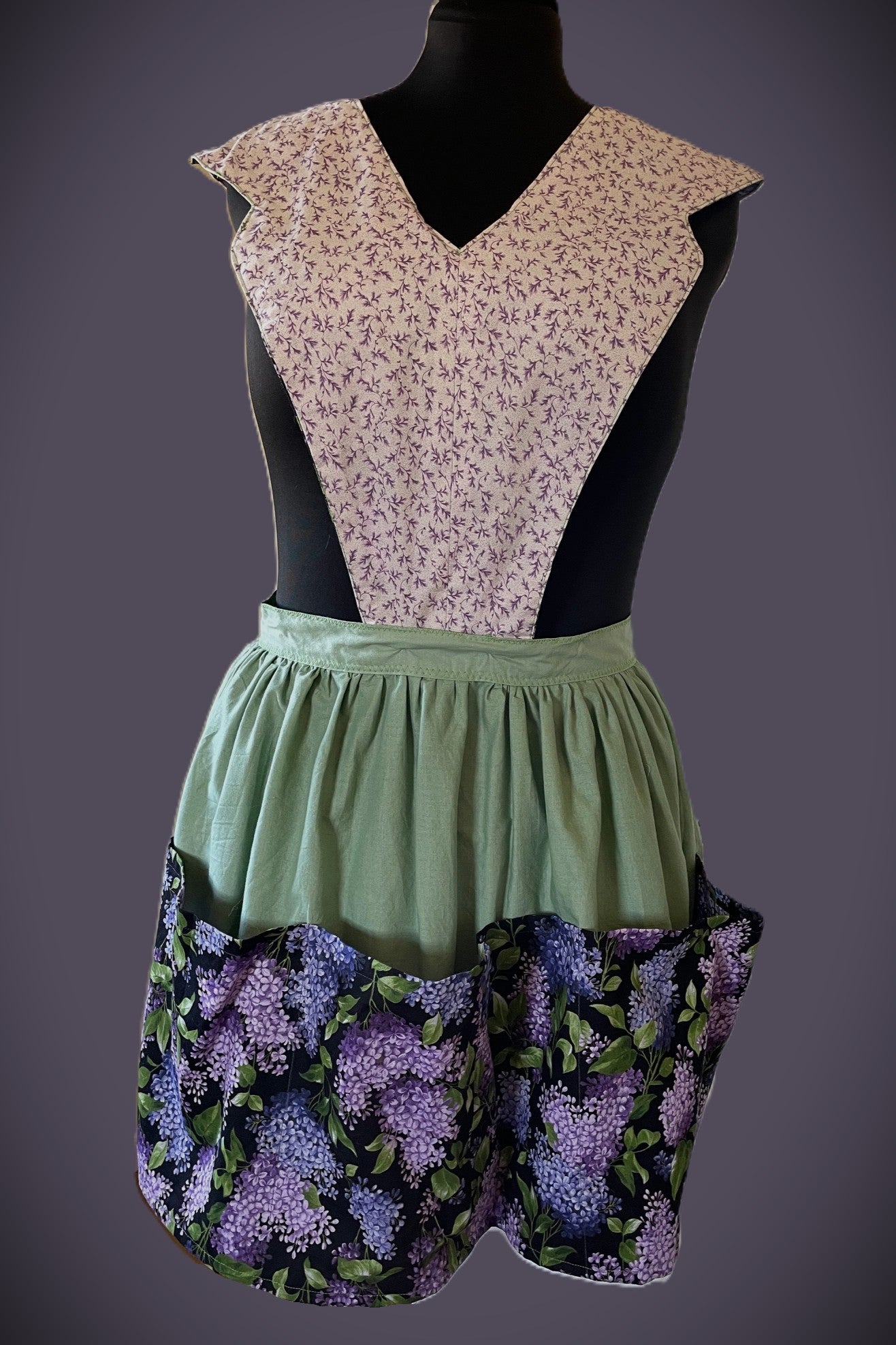 The Lilac Harvest full apron - size L-XL