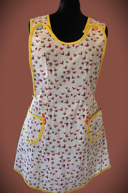 The Sunday Supper full apron - size S-M