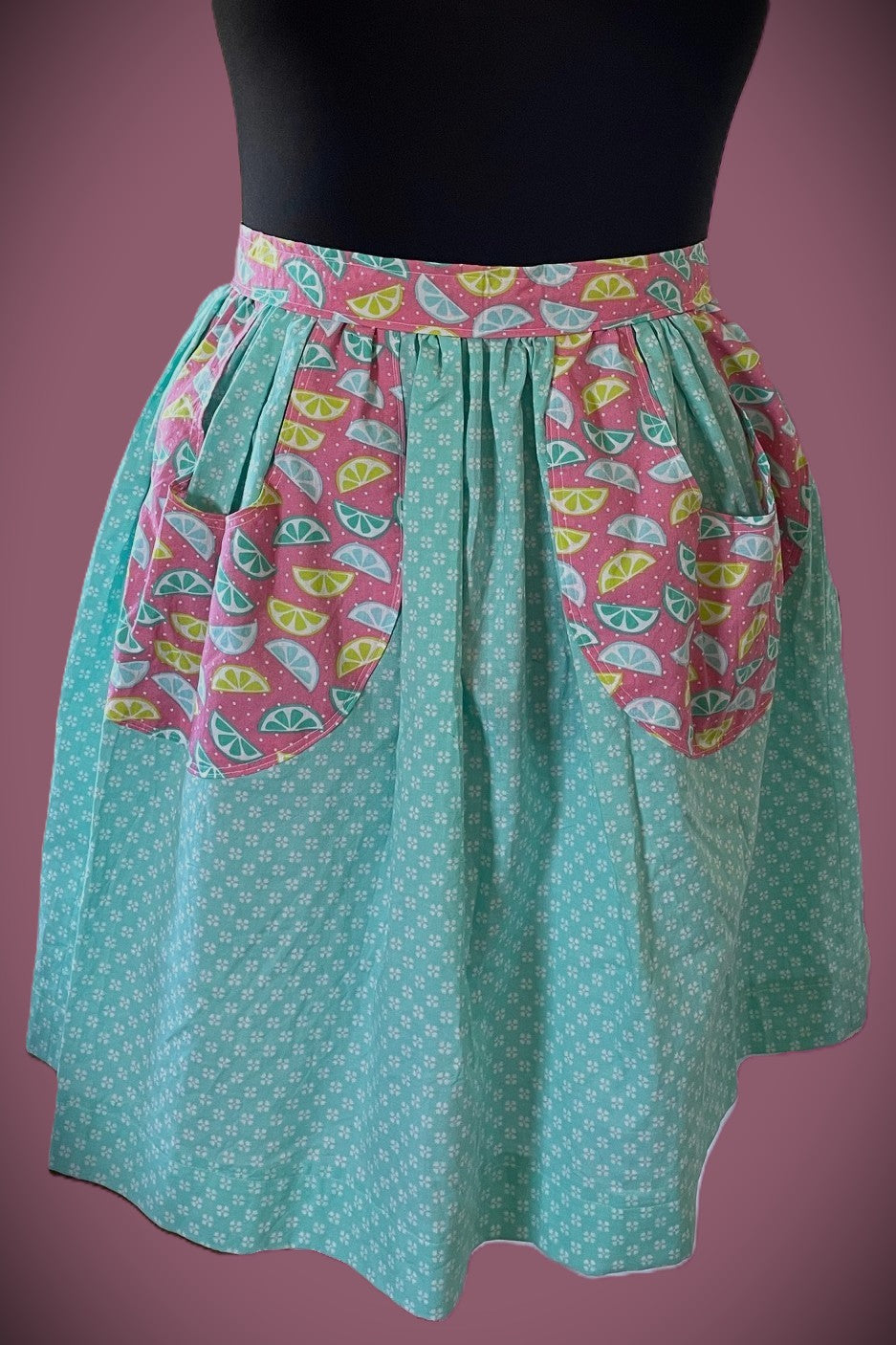 The Lime Light half apron - size S-3X