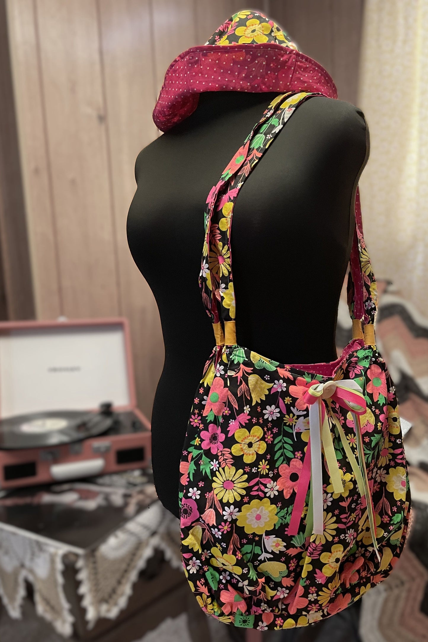 The Neon Night market bag set