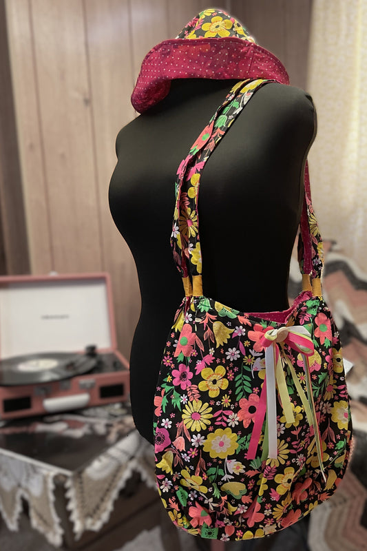 The Neon Night market bag set